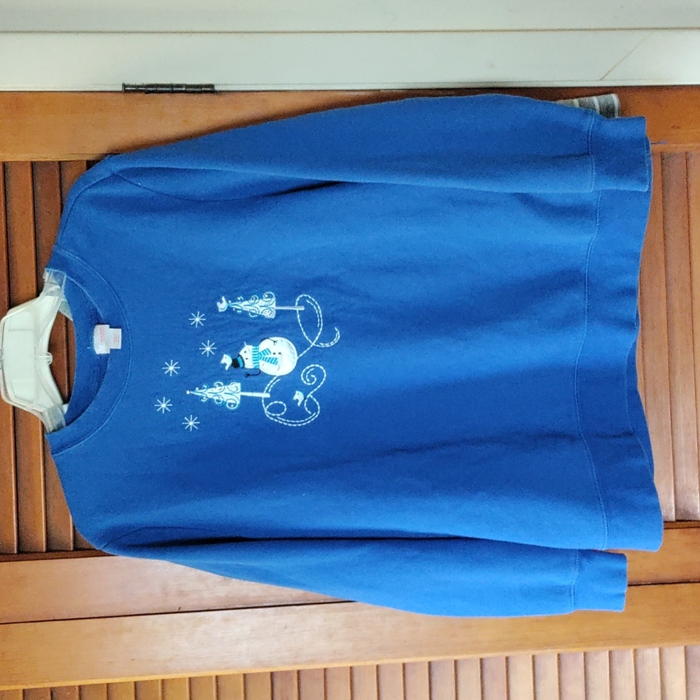 Holiday editions women's size XL blue snowman sweatshirt